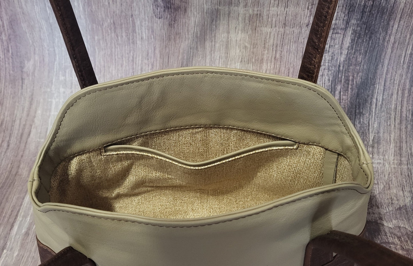 Western Calista - Brindle & Bison