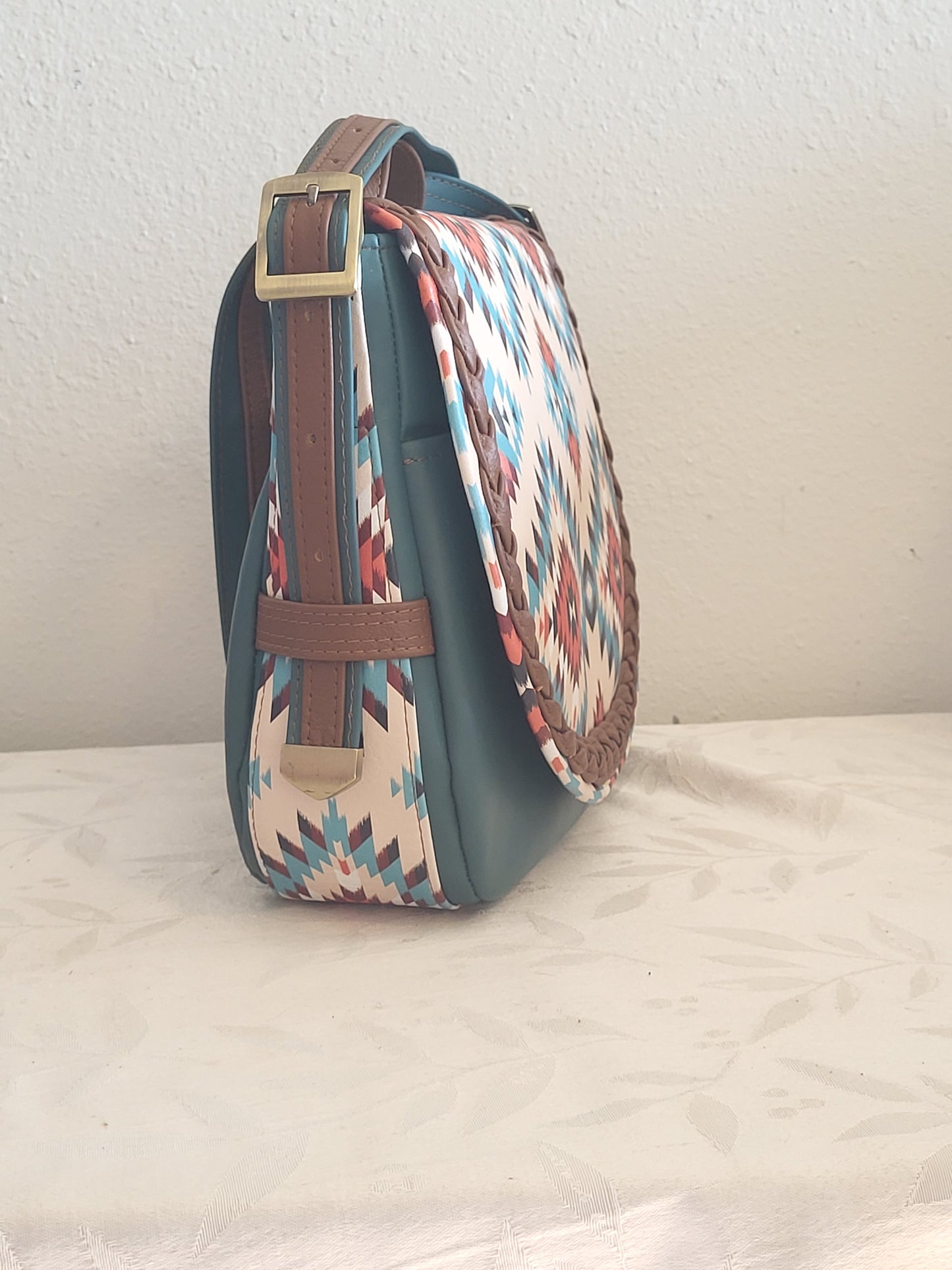 Maddy Saddle Bag in Leather