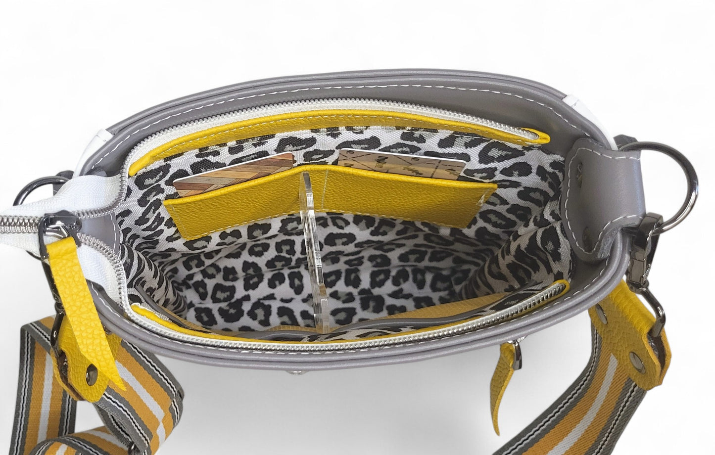 Dayla Crossbody in Leather